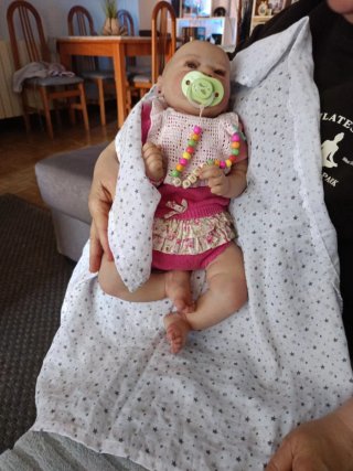 Muñeca bebé reborg.