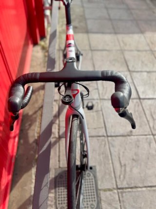 Bicicleta Pinarello Angliru Disk