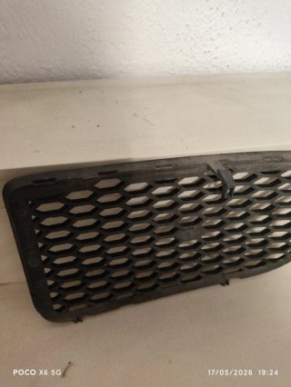 Rejilla Derecha Golf IV R32