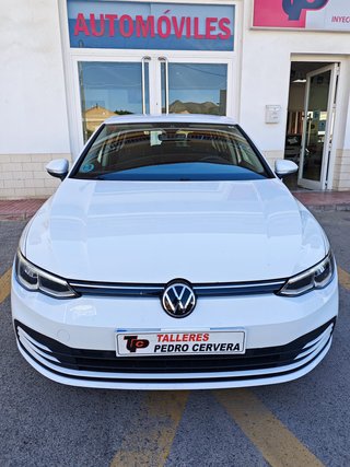 Volkswagen Golf 2021