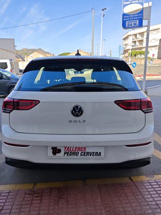 Volkswagen Golf 2021
