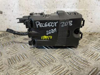 CAJA RELES / FUSIBLES PEUGEOT 208 (P2) 281878