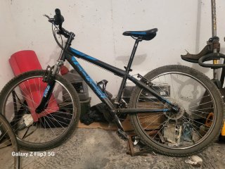 Bicicleta Infantil Negra y Azul