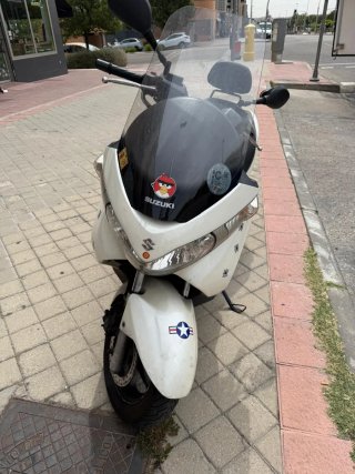 Suzuki Burgman 125cc 2012 Itv hasta junio 2026