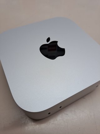 Mini Computer 256GB con Chip M4, CPU a 10 core e GPU Apple