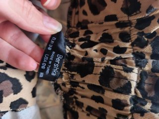 Mini falda cargo animal print leopardo Bershka