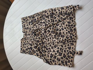 Mini falda cargo animal print leopardo Bershka