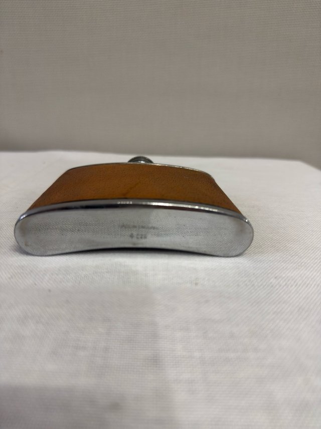 Petaca Vintage Cuero y Metal Made in England 4 oz