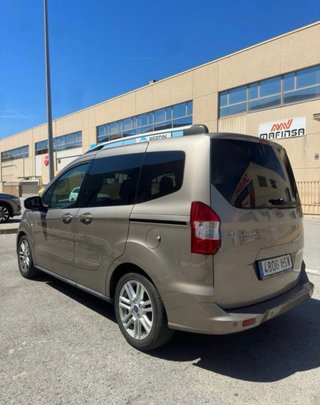 Ford tourneo courier Titanium  2019
