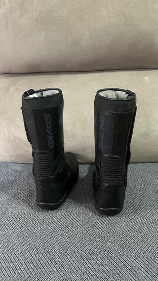 Botas de piel moto mujer