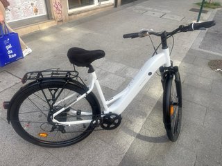 Bicicleta Eléctrica Blanca
