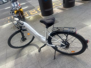 Bicicleta Eléctrica Blanca