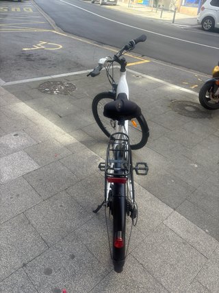 Bicicleta Eléctrica Blanca