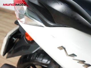 YAMAHA NMAX