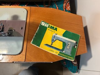 Máquina de coser Sigma Modelo N