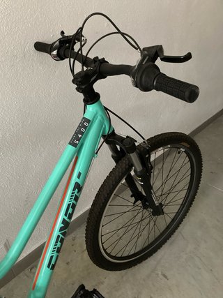 2 Bicicletas de Montaña Conor Roja y Verde.