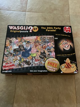Puzzle Wasgij Original 27 - The 20th Party Parade!