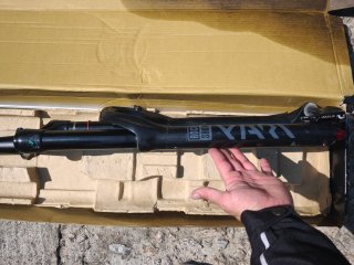 Rock Shox Yari 27,5 29 ebike
