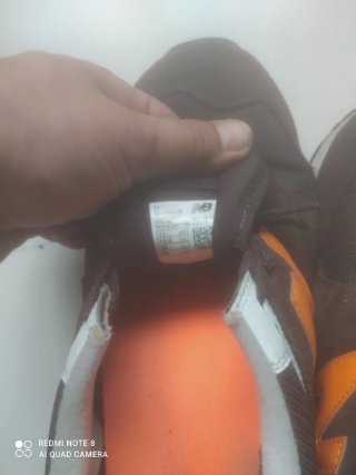 Zapatillas New Balance Marrones y Naranjas