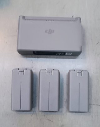 DJI Mini 2 Fly More Combo - 4K, Ultraleggero