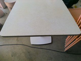 Mesa cuadrada para restaurante