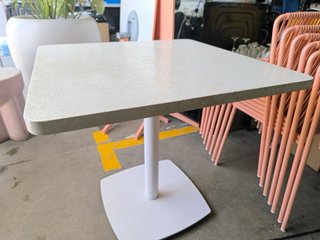 Mesas de bar moderna