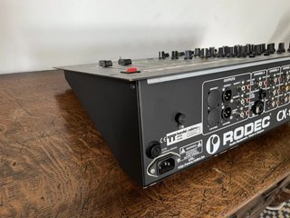 Mesa de mezclas DJ Rodec CX 1100