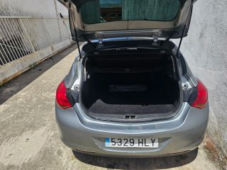 Opel Astra 2012