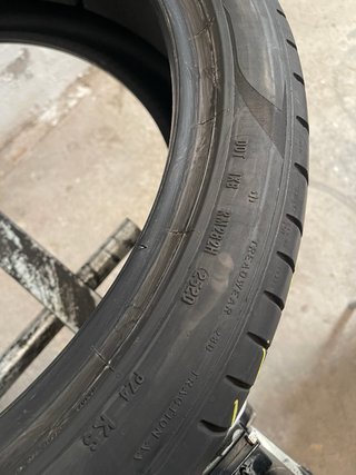 2x 255/40 R21 102V Pirelli Pzero PZ4