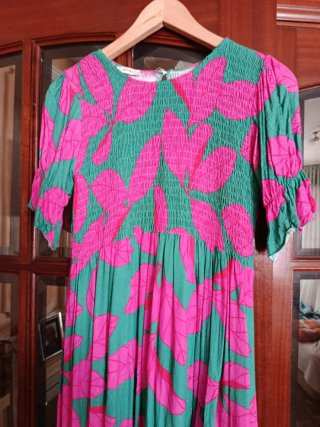 Vestido estampado nido de abeja