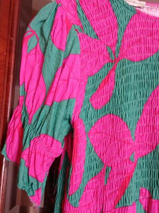 Vestido estampado nido de abeja