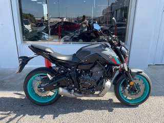 YAMAHA MT-07