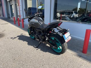 YAMAHA MT-07