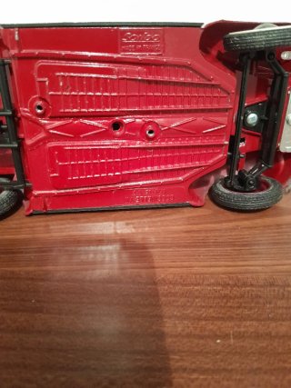 Volkswagen Escarabajo 1/17