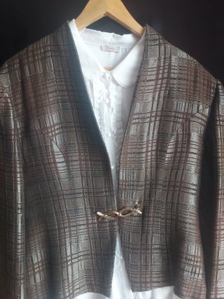Giacchetta elegante da donna marrone e dorata