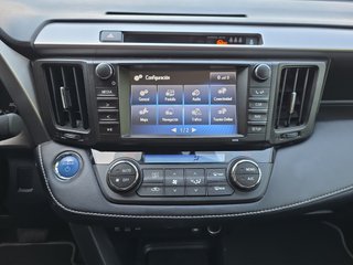 Toyota Rav4 2.5l hybrid 2WD Advance