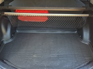 Toyota Rav4 2.5l hybrid 2WD Advance