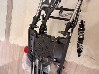 Chasis Injora SCX10 II Carbono