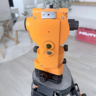 Teodolito Topográfico Profesional + Trípode+ mira