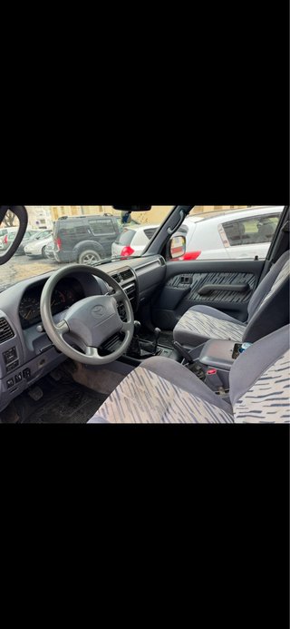 Toyota Land Cruiser 90