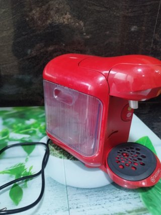 Cafetera Bosch Tassimo Roja + Porta Cápsulas+disco