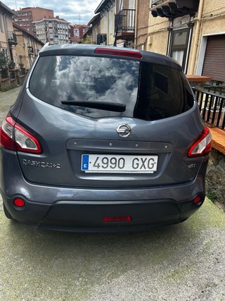 Nissan Qashqai+2 2010