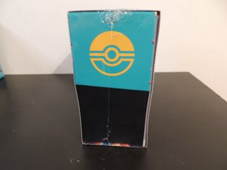 Caja Entrenador Elite Pokémon: Heroes Ascendentes