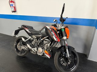 KTM Duke 125