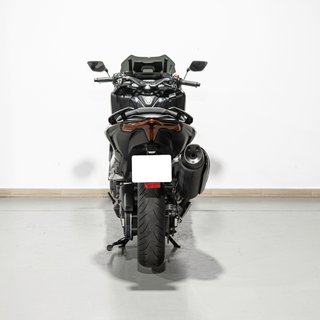 Yamaha TMAX 560 Tech MAX Negra