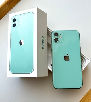 *IPHONE**11**64GB**VERDE**EN SU CAJA**COMO NUEVO**