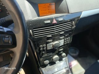 Opel Astra 2010