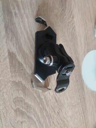 Soporte móvil Kymco para espejo