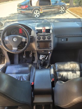 Volkswagen cross Touran 2008