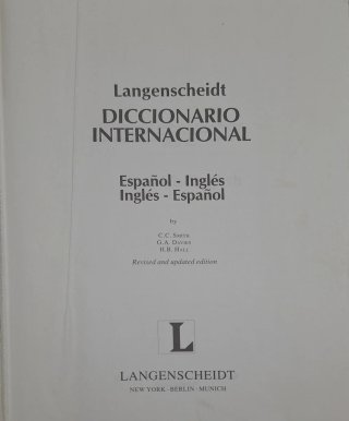 Diccionario Internacional (Español-Inglés) - 1988